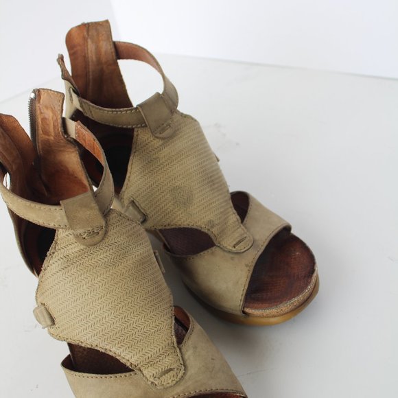 Miz Mooz Maisie Wedge Sandals in SAGE - Size EU 38 / US 8 Discontinued Style - Picture 11 of 11